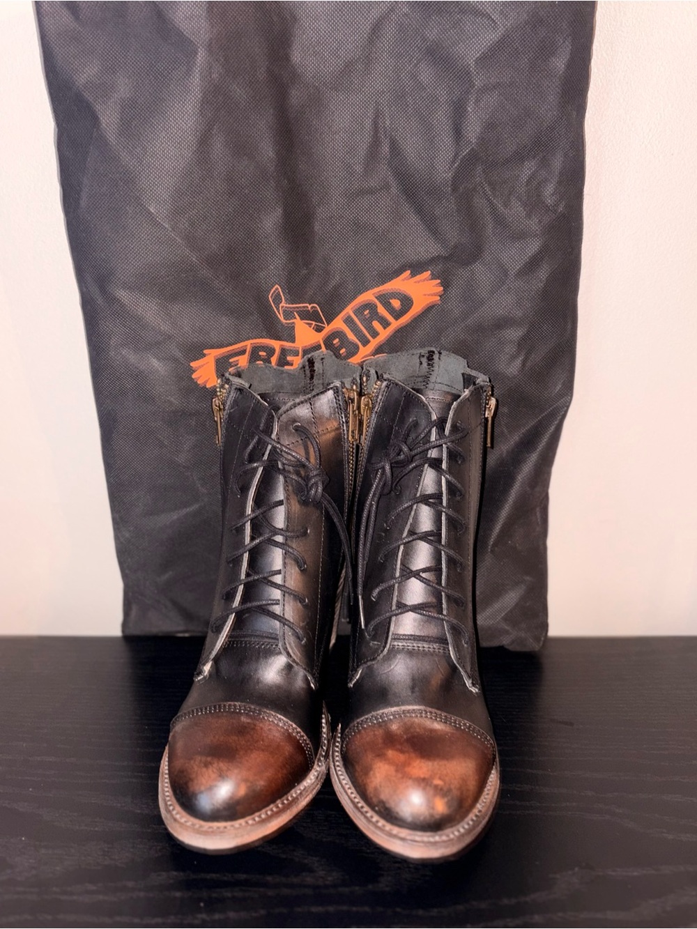 🦅FREEBIRD DAME🦅Black Leather Lace-Up Ankle Boots with Brown Burnished Toes
